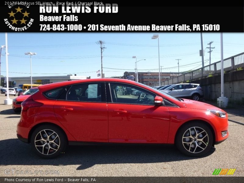 Race Red / Charcoal Black 2017 Ford Focus SEL Hatch