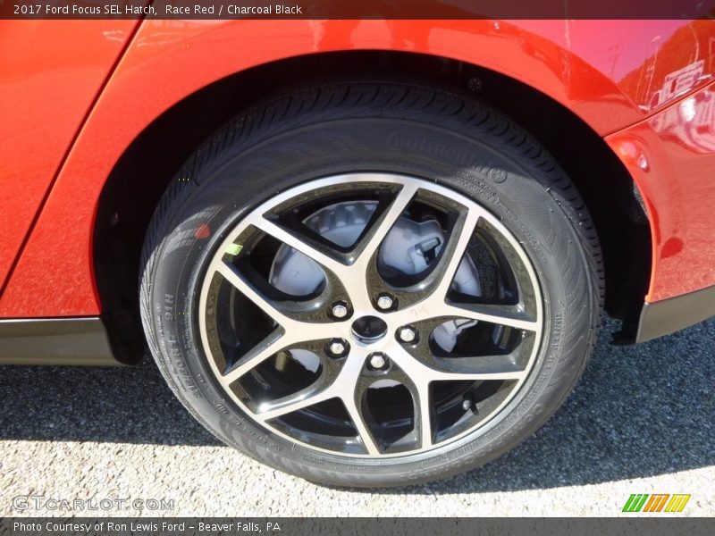 Race Red / Charcoal Black 2017 Ford Focus SEL Hatch