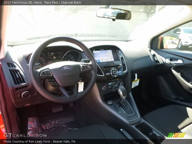 Race Red / Charcoal Black 2017 Ford Focus SEL Hatch