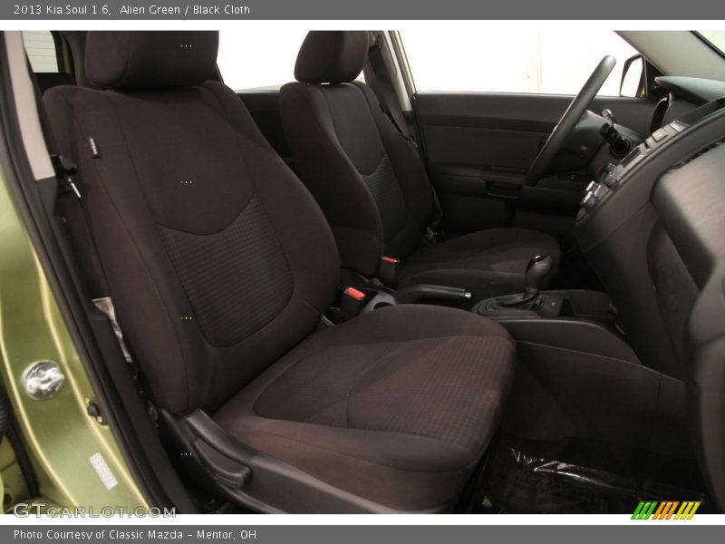 Alien Green / Black Cloth 2013 Kia Soul 1.6