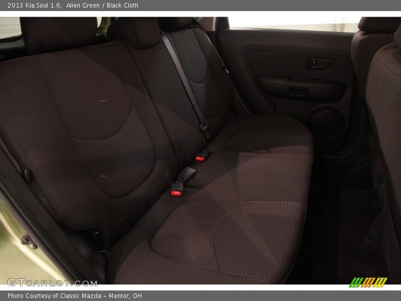 Alien Green / Black Cloth 2013 Kia Soul 1.6