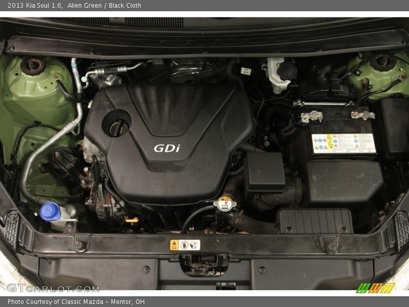 Alien Green / Black Cloth 2013 Kia Soul 1.6