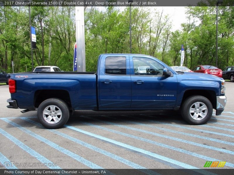 Deep Ocean Blue Metallic / Jet Black 2017 Chevrolet Silverado 1500 LT Double Cab 4x4