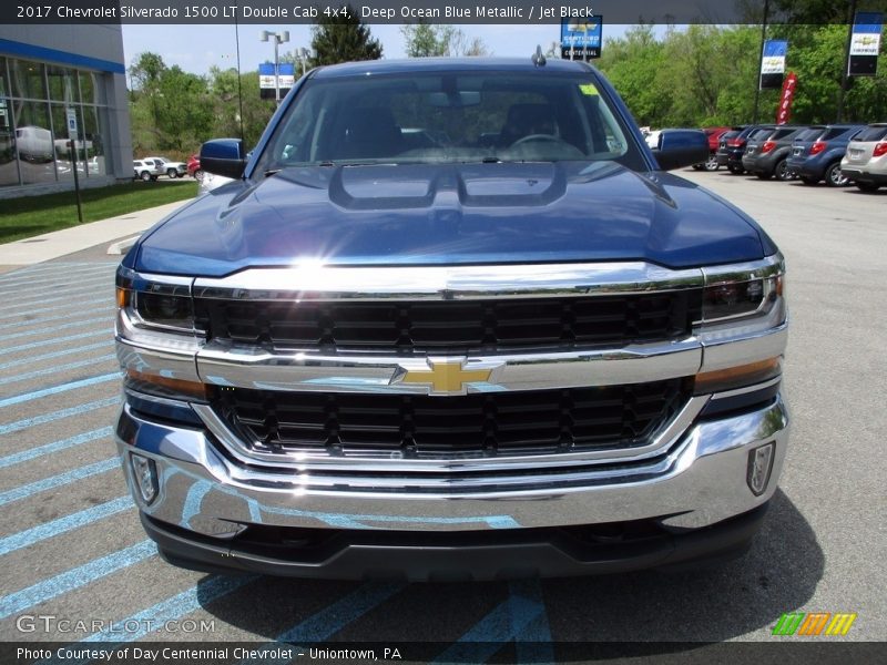 Deep Ocean Blue Metallic / Jet Black 2017 Chevrolet Silverado 1500 LT Double Cab 4x4