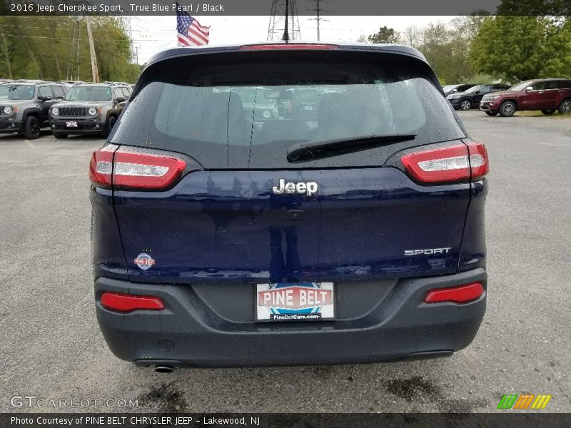 True Blue Pearl / Black 2016 Jeep Cherokee Sport