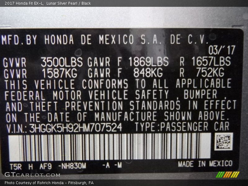 Lunar Silver Pearl / Black 2017 Honda Fit EX-L