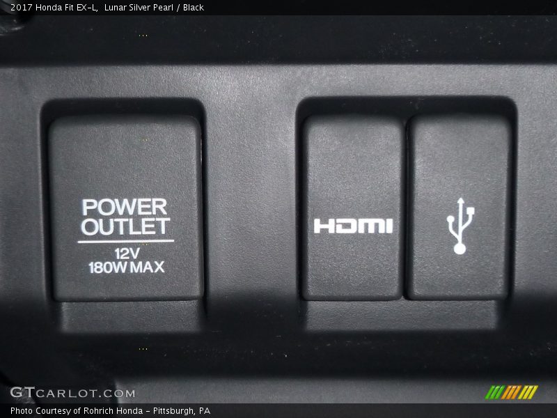 Lunar Silver Pearl / Black 2017 Honda Fit EX-L