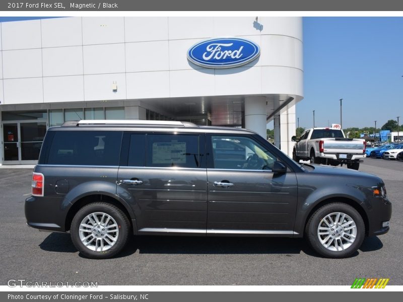 Magnetic / Black 2017 Ford Flex SEL