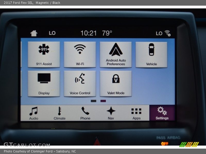 Magnetic / Black 2017 Ford Flex SEL