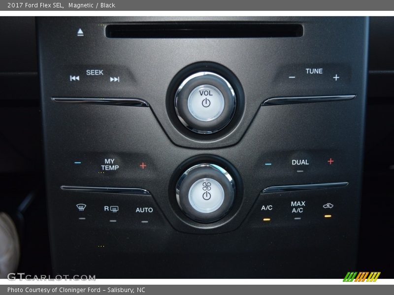 Magnetic / Black 2017 Ford Flex SEL