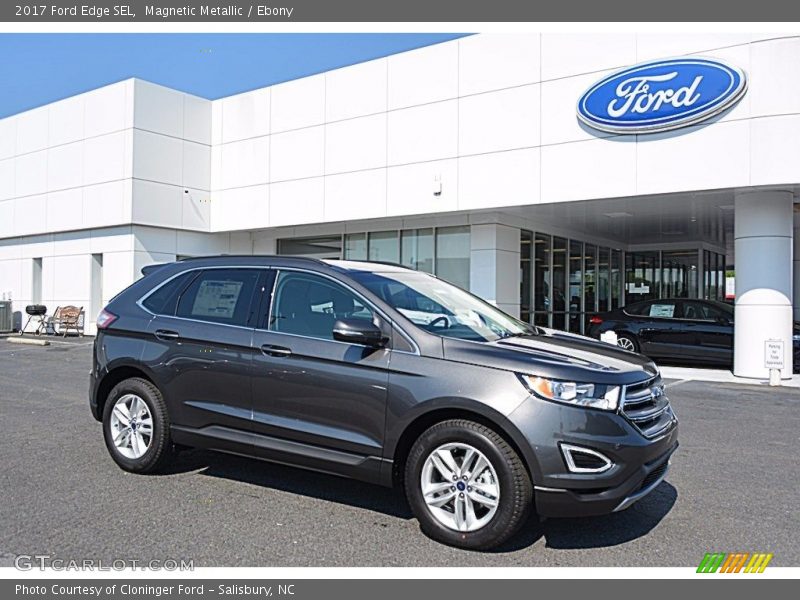 Front 3/4 View of 2017 Edge SEL