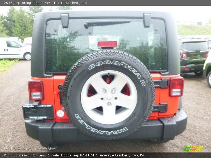 Firecracker Red / Black 2017 Jeep Wrangler Sport 4x4