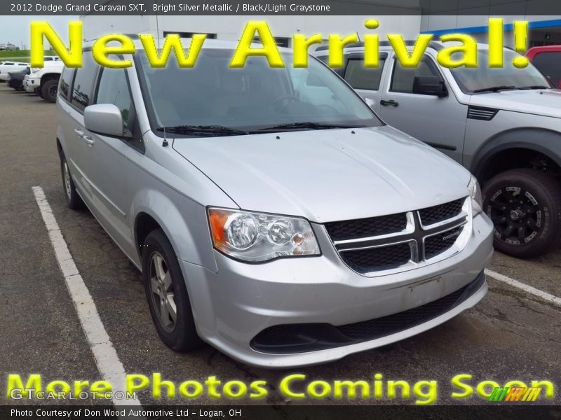 Bright Silver Metallic / Black/Light Graystone 2012 Dodge Grand Caravan SXT