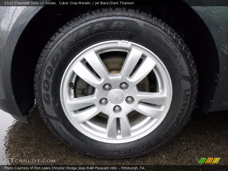 Cyber Gray Metallic / Jet Black/Dark Titanium 2013 Chevrolet Sonic LT Sedan