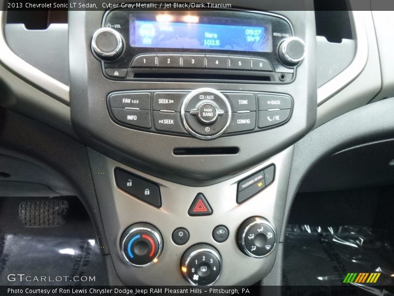Cyber Gray Metallic / Jet Black/Dark Titanium 2013 Chevrolet Sonic LT Sedan