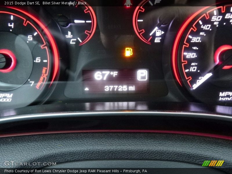 Billet Silver Metallic / Black 2015 Dodge Dart SE