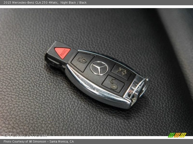 Night Black / Black 2015 Mercedes-Benz GLA 250 4Matic