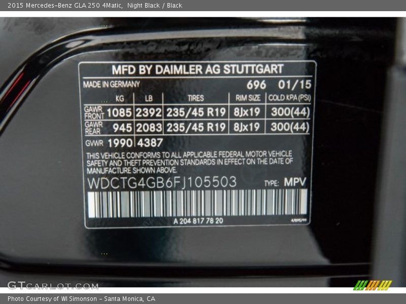 Night Black / Black 2015 Mercedes-Benz GLA 250 4Matic