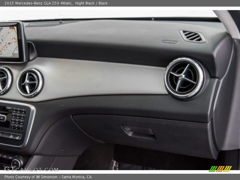 Night Black / Black 2015 Mercedes-Benz GLA 250 4Matic