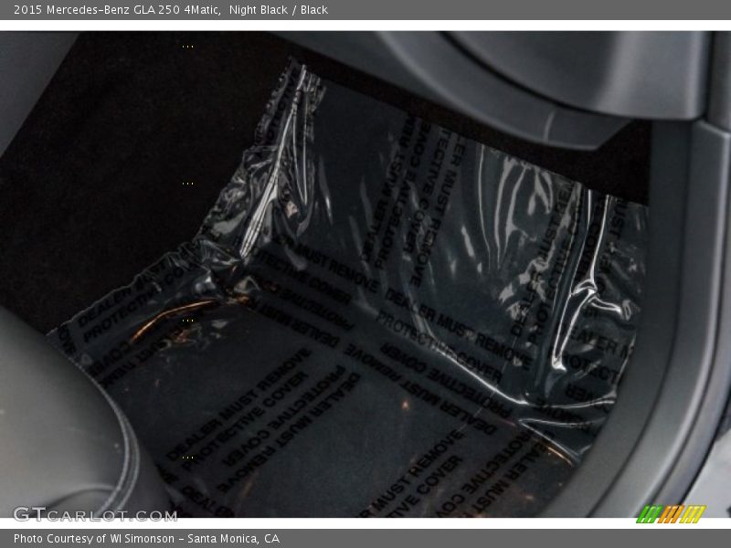 Night Black / Black 2015 Mercedes-Benz GLA 250 4Matic