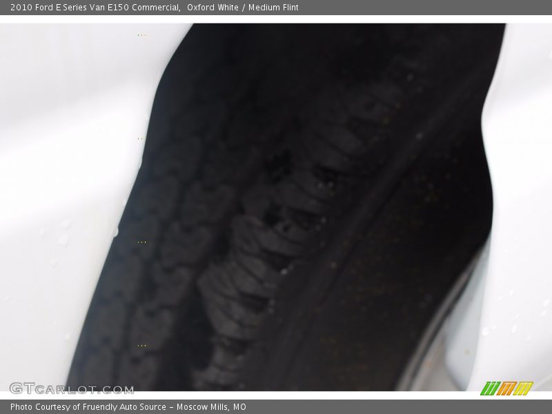 Oxford White / Medium Flint 2010 Ford E Series Van E150 Commercial