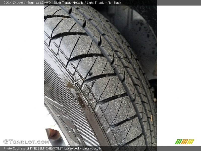 Silver Topaz Metallic / Light Titanium/Jet Black 2014 Chevrolet Equinox LS AWD