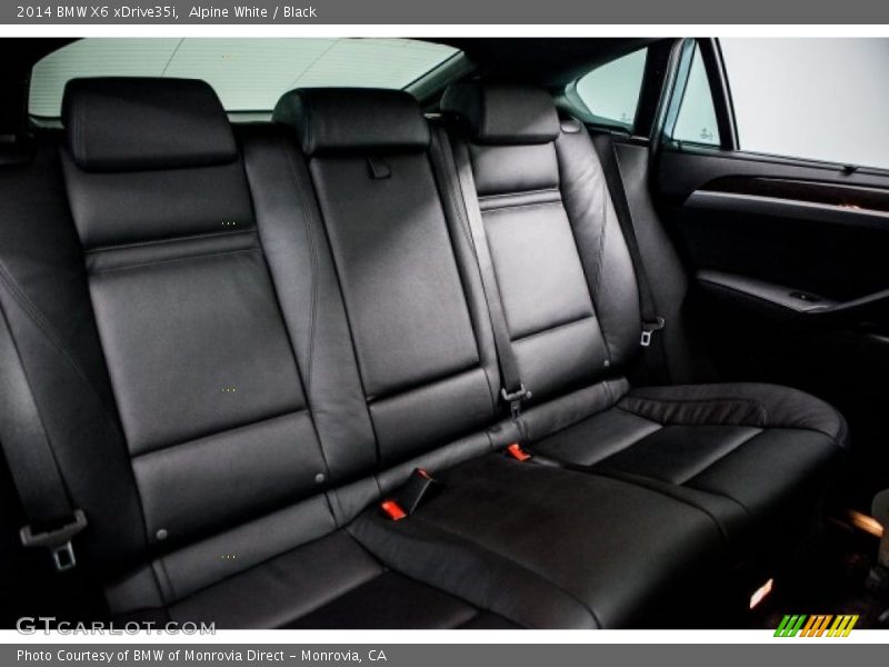 Alpine White / Black 2014 BMW X6 xDrive35i