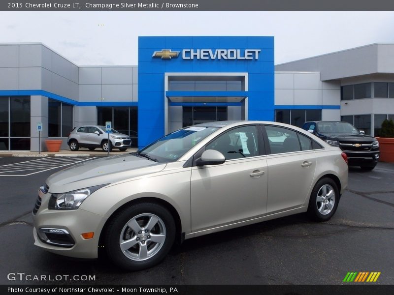 Champagne Silver Metallic / Brownstone 2015 Chevrolet Cruze LT