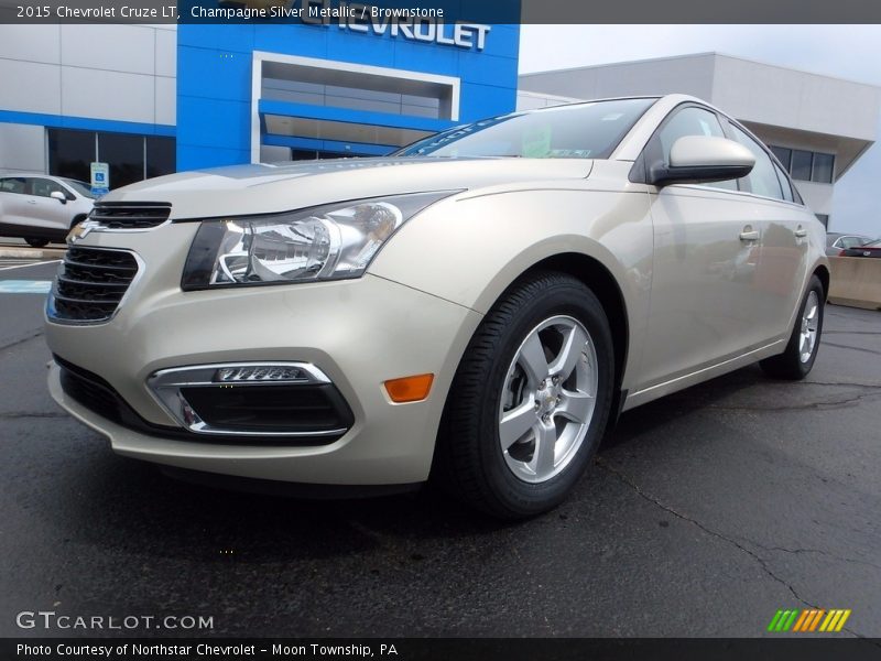 Champagne Silver Metallic / Brownstone 2015 Chevrolet Cruze LT