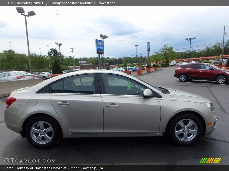 Champagne Silver Metallic / Brownstone 2015 Chevrolet Cruze LT