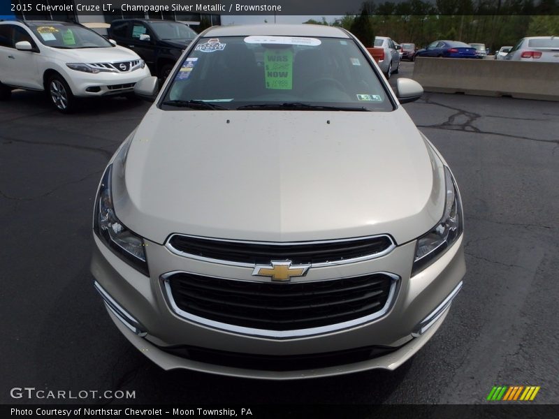 Champagne Silver Metallic / Brownstone 2015 Chevrolet Cruze LT