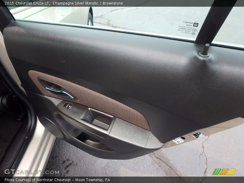 Champagne Silver Metallic / Brownstone 2015 Chevrolet Cruze LT