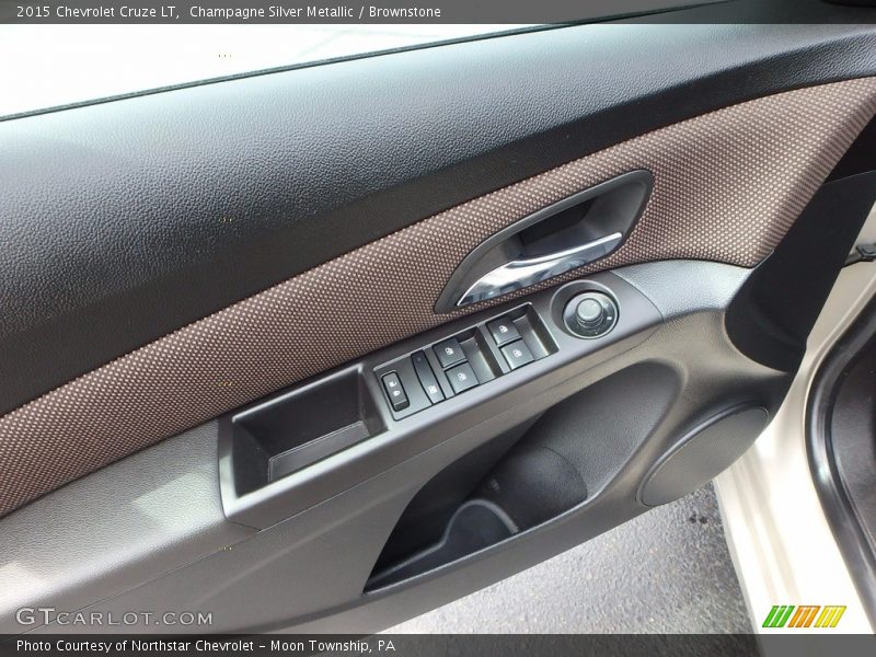 Champagne Silver Metallic / Brownstone 2015 Chevrolet Cruze LT