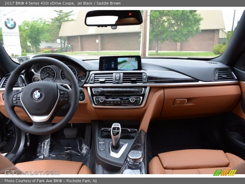 Dashboard of 2017 4 Series 430i xDrive Coupe