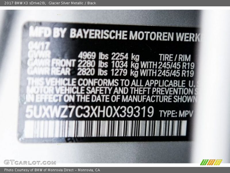 Glacier Silver Metallic / Black 2017 BMW X3 sDrive28i