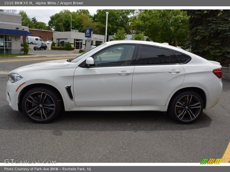 Alpine White / Aragon Brown 2016 BMW X6 M