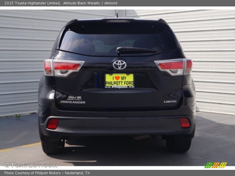 Attitude Black Metallic / Almond 2015 Toyota Highlander Limited
