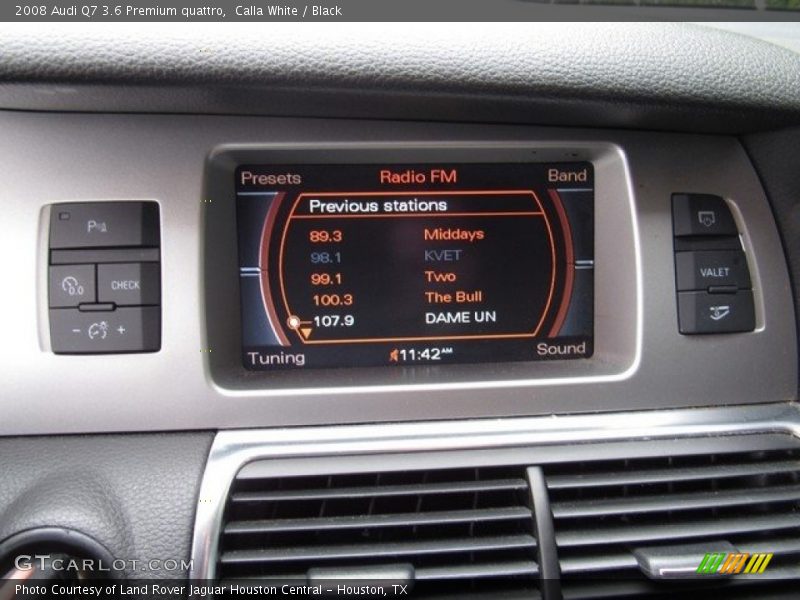 Calla White / Black 2008 Audi Q7 3.6 Premium quattro