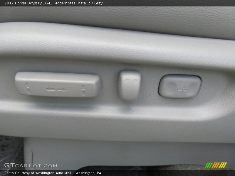 Modern Steel Metallic / Gray 2017 Honda Odyssey EX-L