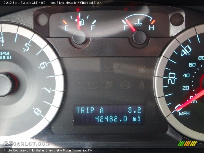 Ingot Silver Metallic / Charcoal Black 2012 Ford Escape XLT 4WD