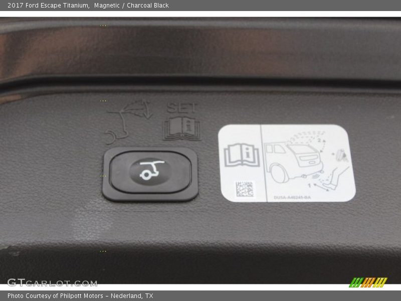 Magnetic / Charcoal Black 2017 Ford Escape Titanium