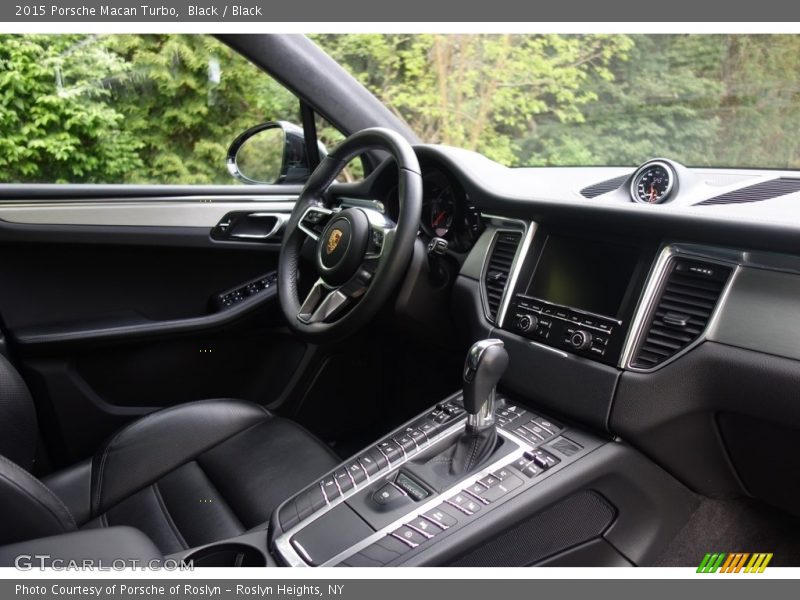 Black / Black 2015 Porsche Macan Turbo