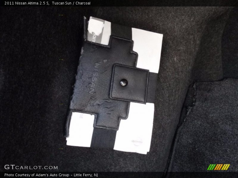 Tuscan Sun / Charcoal 2011 Nissan Altima 2.5 S
