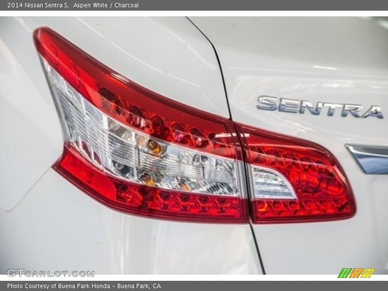 Aspen White / Charcoal 2014 Nissan Sentra S