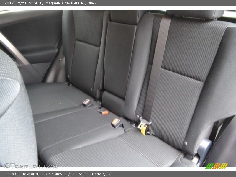 Magnetic Gray Metallic / Black 2017 Toyota RAV4 LE