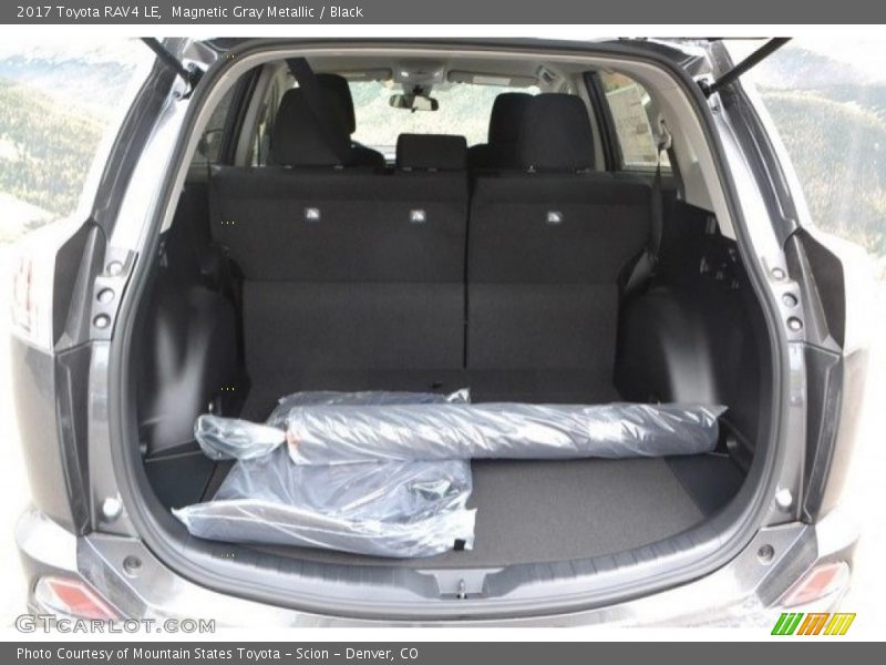 Magnetic Gray Metallic / Black 2017 Toyota RAV4 LE