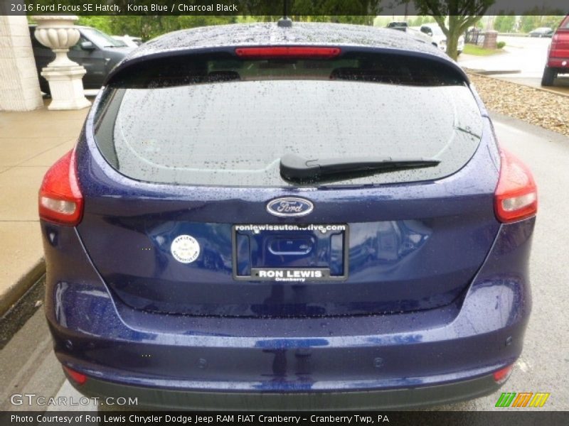 Kona Blue / Charcoal Black 2016 Ford Focus SE Hatch