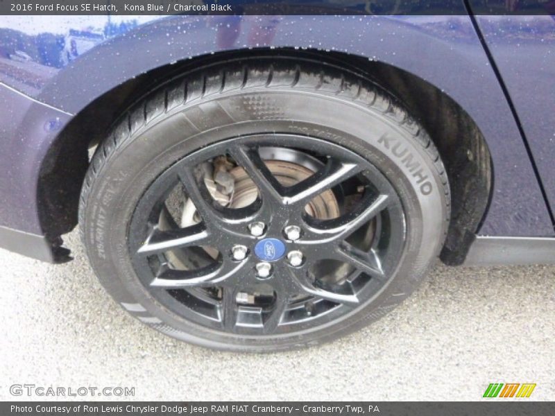 Kona Blue / Charcoal Black 2016 Ford Focus SE Hatch