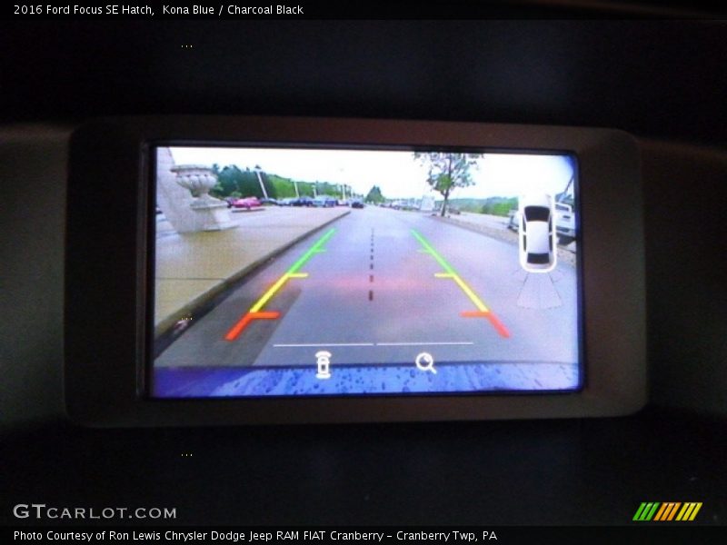 Kona Blue / Charcoal Black 2016 Ford Focus SE Hatch