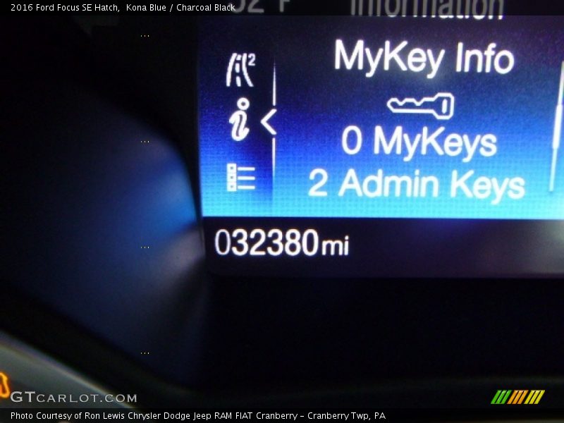 Kona Blue / Charcoal Black 2016 Ford Focus SE Hatch